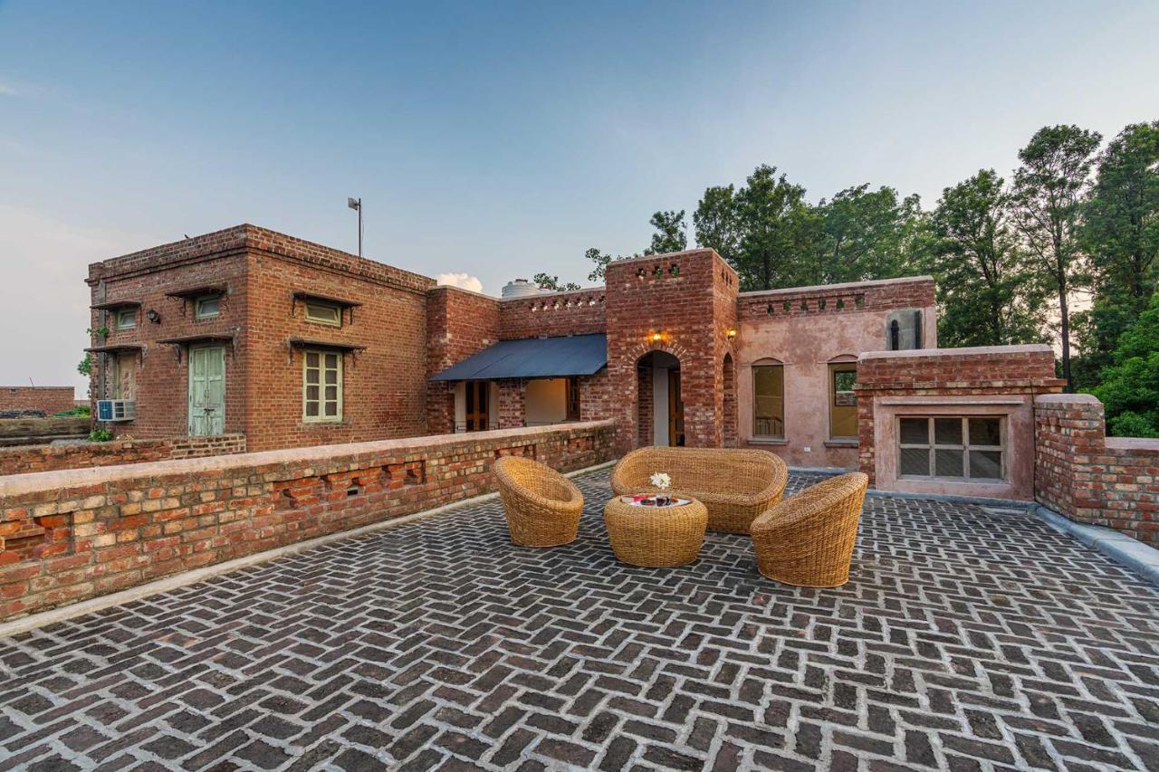 Stayvista'S Peepal Haveli - Rustic Kothi With Terrace, Breathtaking View & Bonfire Narainpur  Exterior foto